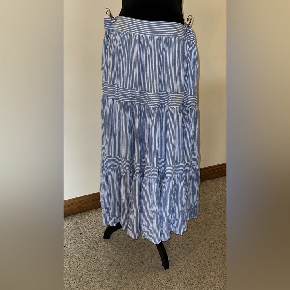 Banana Republic maxi skirt size large